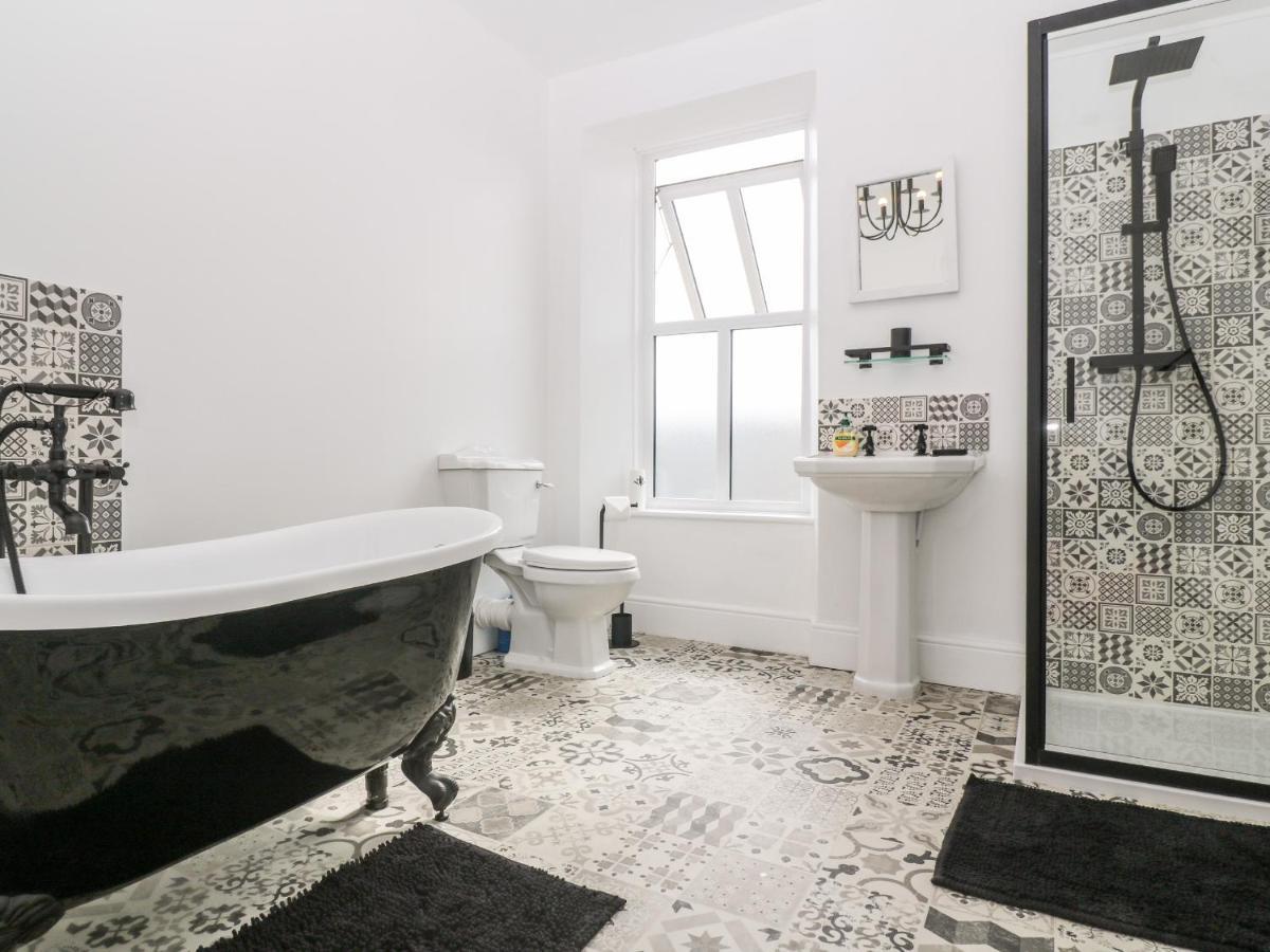 5 Parc Terrace Villa Hikkaduwa Dış mekan fotoğraf